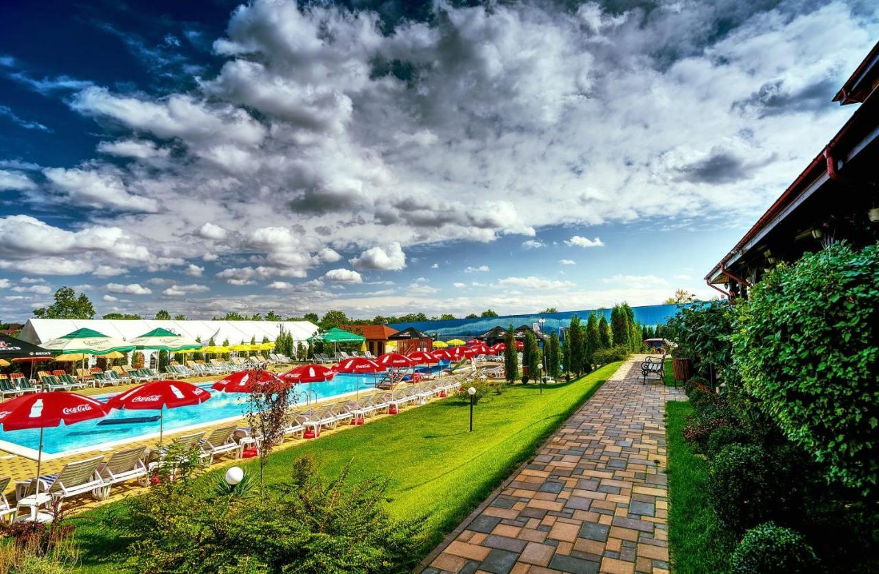 Aqua Party Hotel Viktóriaváros Kültér fotó