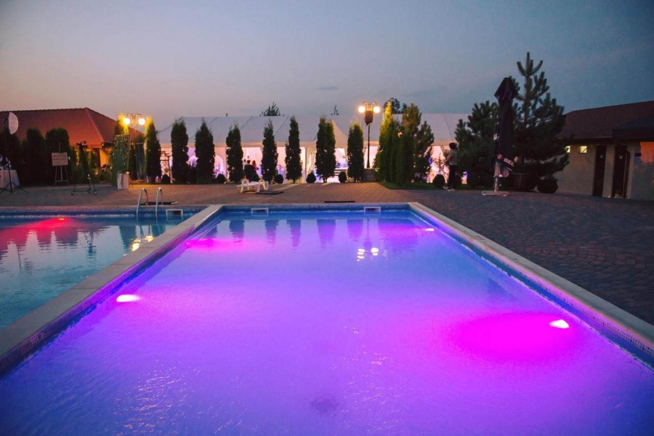 Aqua Party Hotel Viktóriaváros Kültér fotó